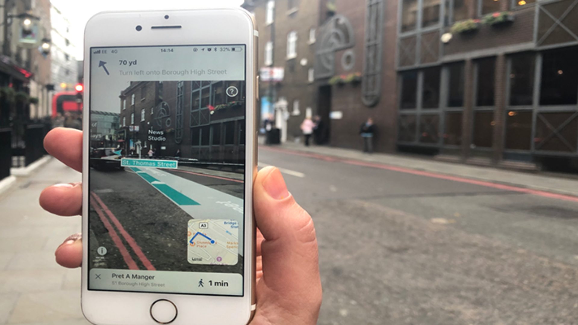 AR Location: Enhancing Navigation With Augmented Reality